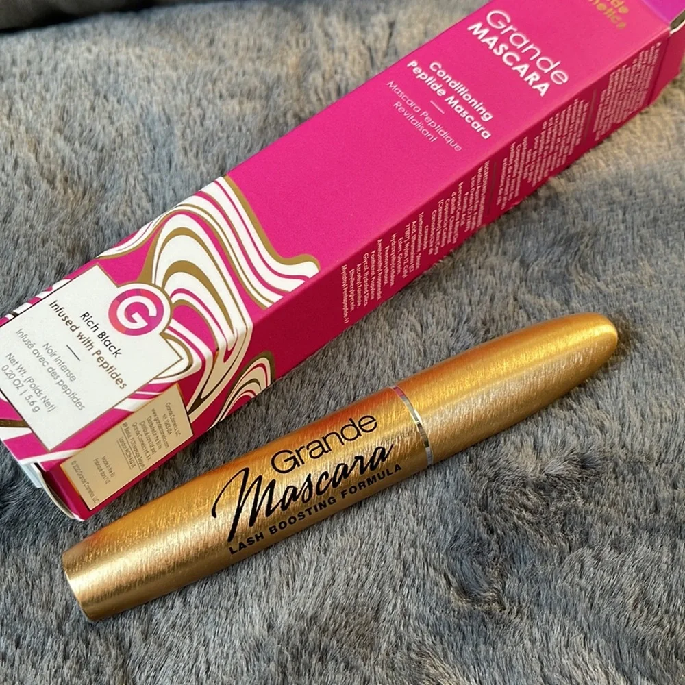 New Grande Mascara - Black Conditioning Peptide Black Mascara